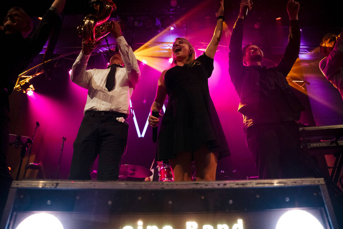 Auch in diesem Jahr gibt es auf der Expopharm-Night wieder Live-Musik und jede Menge Spaß. / © Avoxa Expopharm
