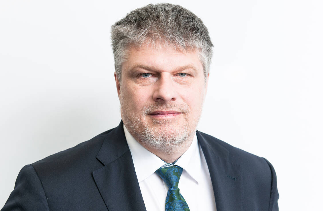 Mit dem neuen Rahmenvertrag  gibt es auch einige Erleichterungen im Apothekenalltag, so SAV-Chef Thomas Dittrich.  / Foto: ABDA