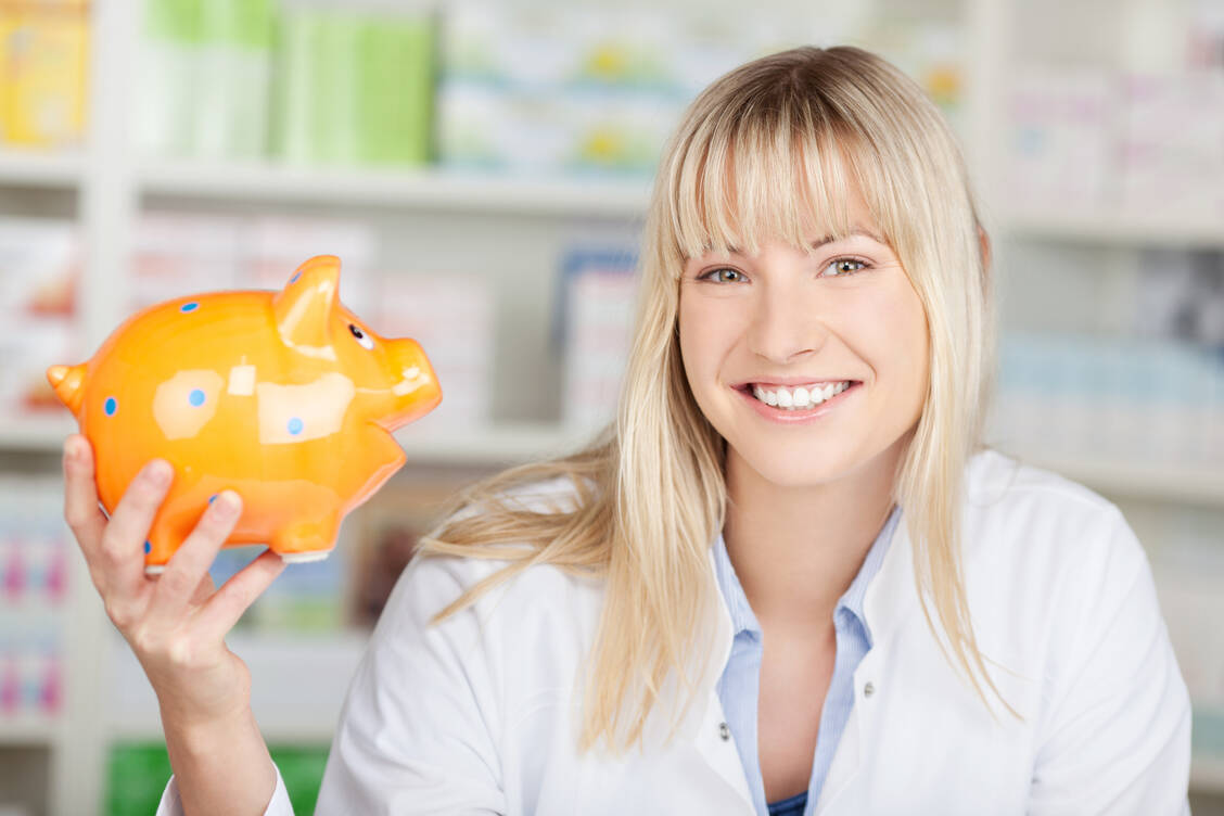 Auch in diesem Jahr sammeln die Apotheker und ihre Hilfsorganisationen wieder für Menschen in Not.  / Foto: AdobeStock/contrastwerkstatt