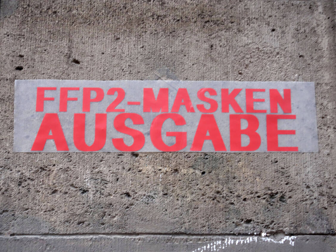 Für die erste Masken-Abgabewelle sollen die Apotheker noch vor Weihnachten vergütet werden. / Foto: imago images/Cord