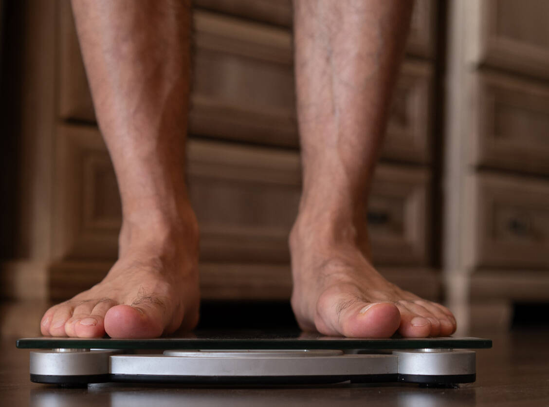 In den USA ist ein neues Medikament zum Abnehmen zugelassen worden. In der EU wird der Zulassungsantrag für den oral verfügbaren Wirkstoff Orforglipron derzeit geprüft. / © Adobe Stock/Boriss