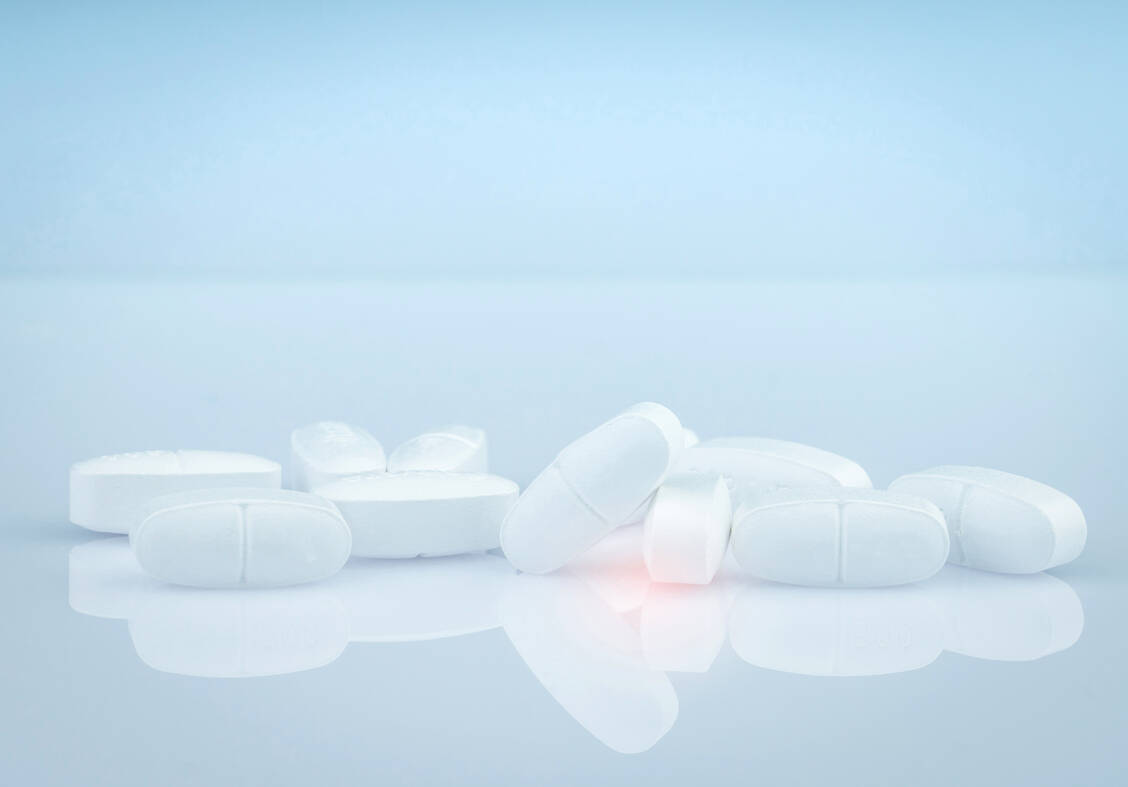 Die Antibiotikahersteller kämpfen aktuell mit stark steigenden Energiekosten. Pro Generika befürchtet, dass weitere Unternehmen die Produktion einstellen. / Foto: PantherMedia / Artinun Prekmoung