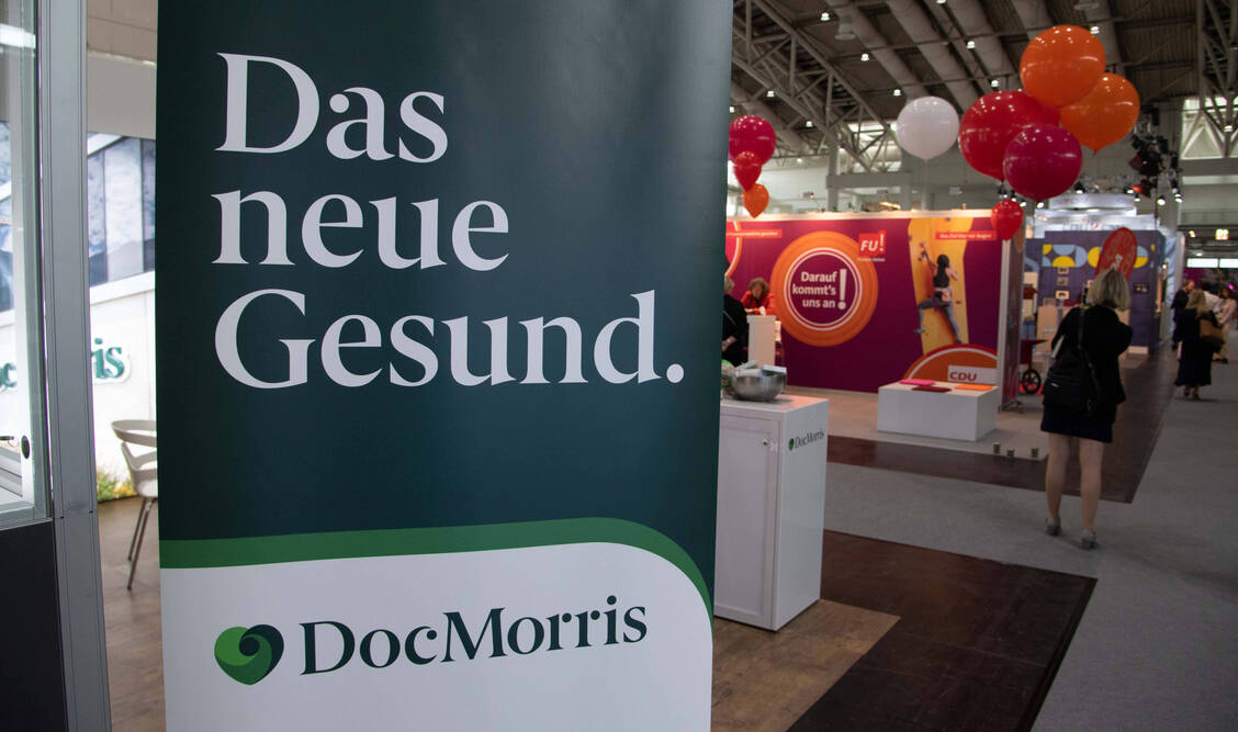 Der Versender will das Umsatzminus im kommenden Jahr in den Griff bekommen. Er setzt schon lange auf das E-Rezept, das im Januar 20204 endlich kommen soll. / Foto: IMAGO/Sven Simon