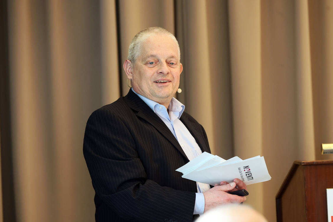 Stephan Barrmeyer setzt in seinen Apotheken auf  eine professionelle Liquiditätsplanung, um stets seine finanziellen Spielräume für Investitionen zu kennen. / © PZ/Alois Mueller