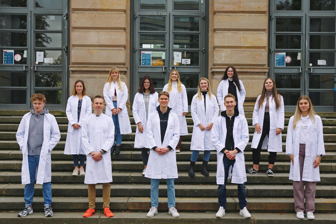 Einige Erstsemesterstudierende bei der Orientierungswoche an der TU Braunschweig.  / Foto: Tien Trung Do/Pharmazie TU Braunschweig