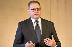 BfArM-Präsident Professor  Karl Broich möchte  doppelte  Gutachten bei der Nutzenbewertung von Arzneimitteln vermeiden.