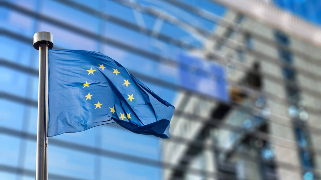 Künftig sollen klinische Prüfungen in der EU vereinfacht werden: Mit einem Antrag kann es künftig Genehmigungen in bis zu 30 Länder geben. / Foto: AdobeStock/artjazz