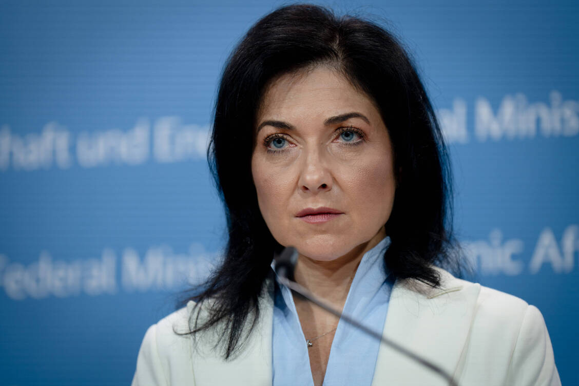 Auch unter der neuen Wirtschaftsministerin Katherina Reiche (CDU) kommt die Konjunktur nicht in Schwung.  / © Imago/Bernd Elmenthaler