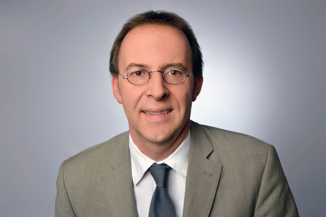 »Für die Zukunft ist es ganz entscheidend, das Bild des Apothekers als Arzneimittelspezialist zu stärken«, sagt Professor Dr. Georg Hempel. / Foto: Dorothee Rietz