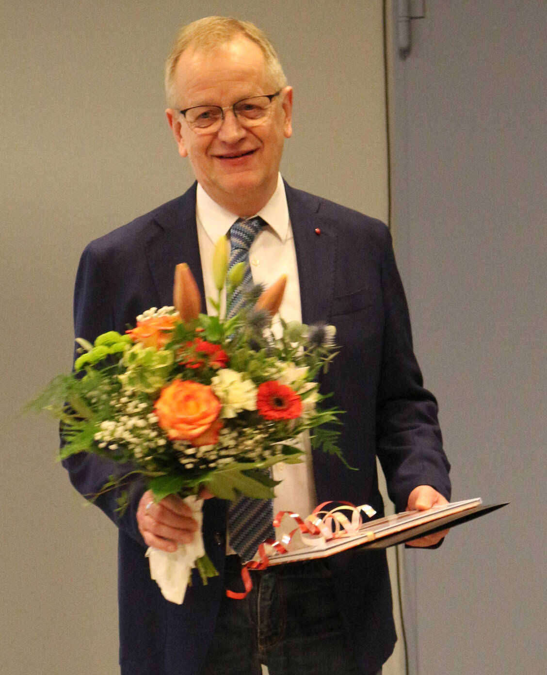 Der langjährige AVB-Vorsitzende Olaf Behrendt wurde zum Ehrenvorsitzenden ernannt. / © AVB
