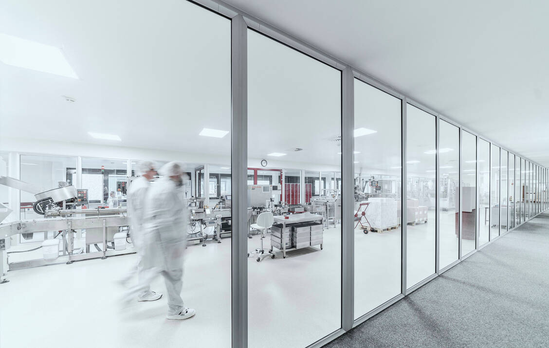 Der BPI hält nichts von nationalen Alleingängen, auch um gleiche Wettbewerbsbedingungen und Rechtssicherheit zu garantieren, und setzt auf den  angekündigten Legislativvorschlag der EU-Kommission.  / Foto: BPI / Peter Steinheisser