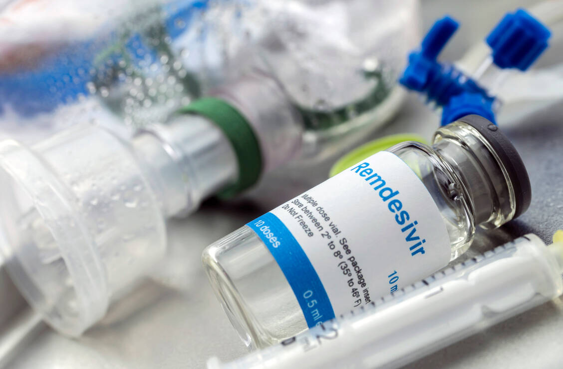 Remdesivir wird als Infusion verabreicht (Symbolbild). / Foto: Getty Images/digicomphoto