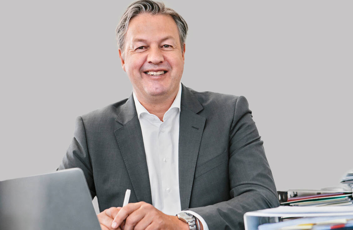 Andreas Arntzen, Chef des Wort&Bild-Verlags (u.a. «Apotheken Umschau«), wirft Minister Jens Spahn eine Einschränkung der Pressefreiheit vor. / Foto: W&B/Sonja Herpich