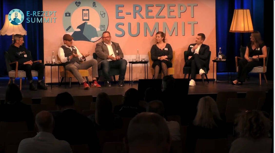 Sven Pannicke, Claus Munsch, Detlef Hühnlein, Lara Fürtges, Lukas Löffler und Laura Böhme (v.l.n.r.) sprachen über die Zukunft des E-Rezepts.  / Foto: inno3 / screenshot