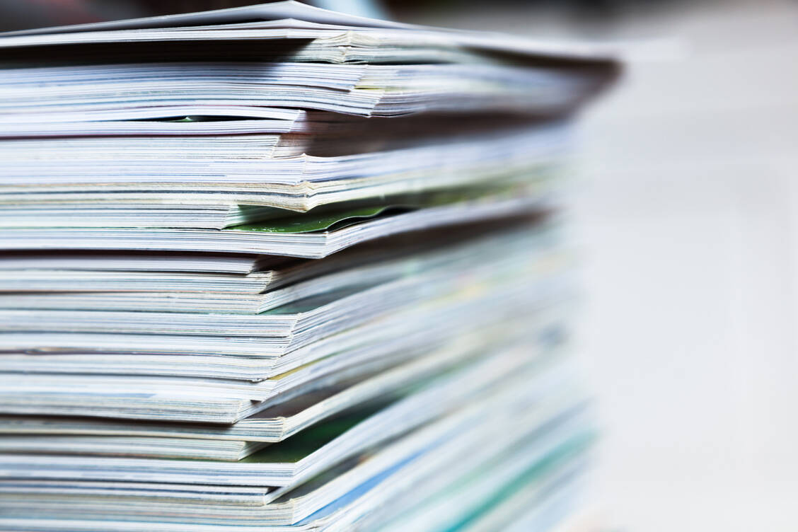 Die Pharmazeutische Zeitung hat unter den Apothekenzeitschriften die meisten Leser pro Ausgabe, wie die Ergebnisse der »LA-Pharm 2020« zeigen. / Foto: Adobe Stock / Christian Müller