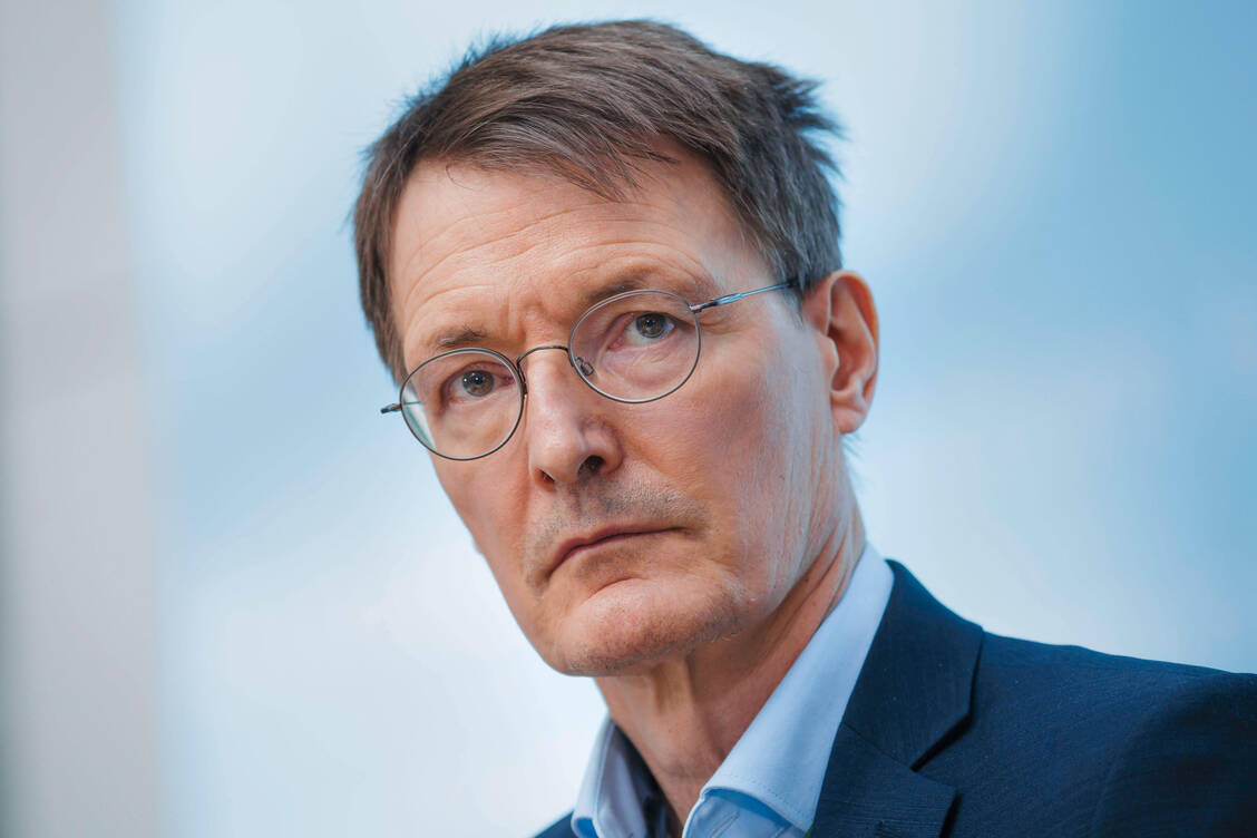 Das BMG hat sich gegen die Stimmen der anderen Gematik-Gesellschafter mit seinem Card-Link-Verfahren durchgesetzt. / Foto: IMAGO/photothek