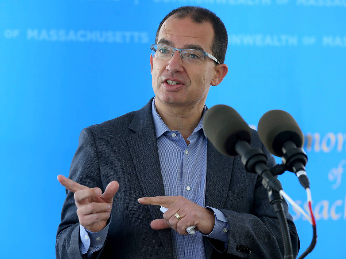 Der CEO des Impfstoffherstellers Moderna, Stéphane Bancel, geht davon aus, dass die Covid-19-Impfstoffe gegen die neue Coronavariante Omikron keinen guten Schutz bieten werden.  / Foto: Nancy Lane/Picture Alliance