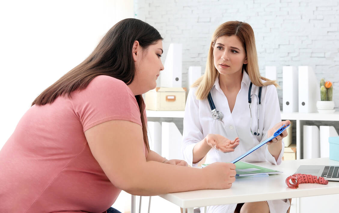 In der Studie hielten die Probanden eine strenge achtwöchige Diät durch und bekamen zusätzlich zu Semaglutid (oder Placebo) alle zwei Wochen eine verhaltenstherapeutische Sitzung. / Foto: Adobe Stock/New Africa
