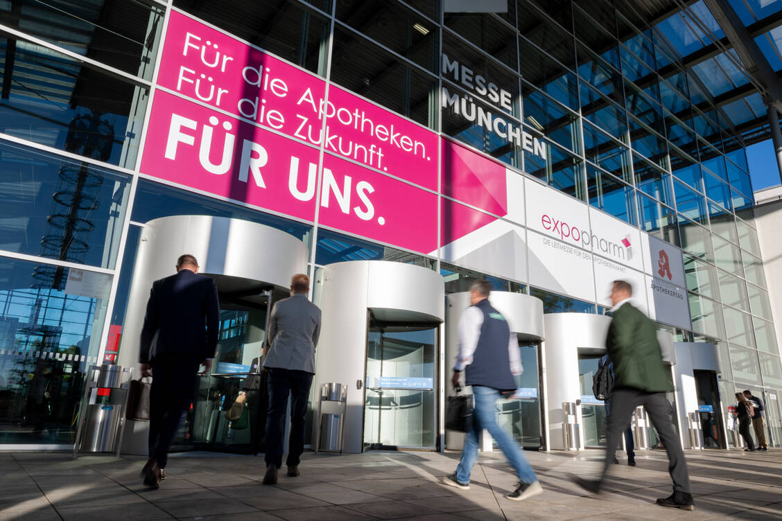 Noventi und Sanacorp bündeln ihre Kräfte für einen gemeinsamen Auftritt auf der Expopharm / © Avoxa/Expopharm
