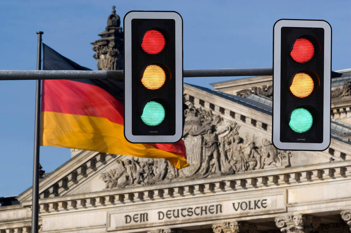 Weg frei für eine Reform des Apothekenwesens? Die Ampel-Koalition will laut Koalitionsvertrag dafür die Weichen stellen.  / Foto: picture alliance / SvenSimon