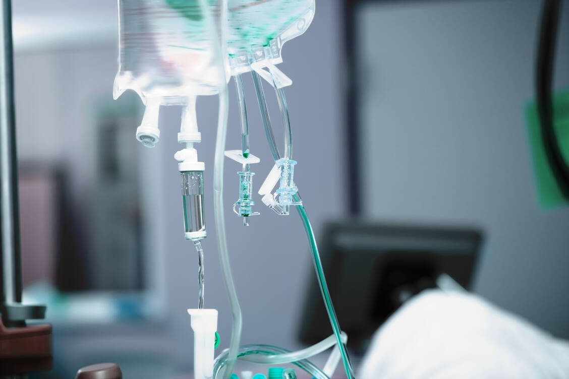 In Österreich musste ein Patient nach der Anwendung eines mutmaßlich gefälschten Diabetes-Medikaments in einem Krankenhaus behandelt werden. / Foto: Getty Images/sudok1