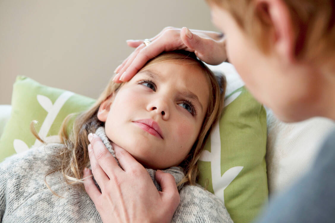 Bei dem seltenen Paediatric Inflammatory Multisystem Syndrome (PIMS) kommt es zu schweren Entzündungsreaktionen bei Kindern.  / Foto: Adobe Stock / B. BOISSONNET / BSIP