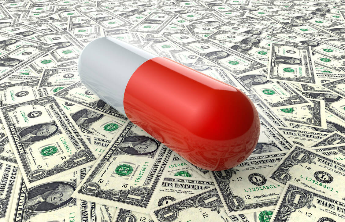 Die Umsätze von Medikamenten, für deren Vermarktung illegale Anreize genutzt wurden, übersteigen die verhängten Strafen laut einer neuen Studie meist um ein Vielfaches.  / © Getty Images/posteriori