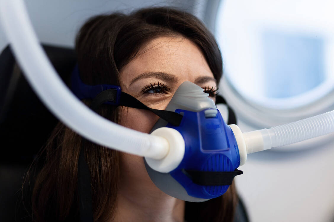 Respiratorische Probleme bei Long Covid will man mithilfe einer hyperbaren Sauerstofftherapie beseitigen oder verbessern. / Foto: Adobe Stock/ drazen_zigic