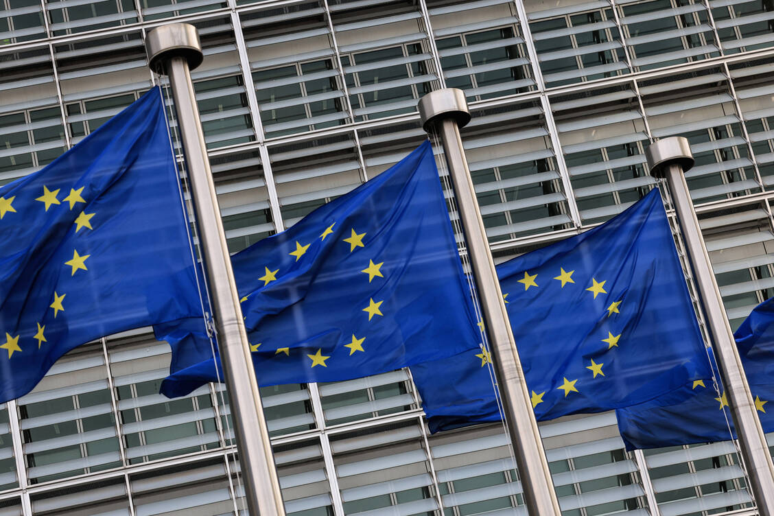 Die Produktion von Arzneimitteln findet nicht mehr in Europa statt. Abhängigkeiten und Liederengpässe sind die Folge. Die EU-Kommission wird jetzt aktiv. / Foto: IMAGO/ZUMA Wire