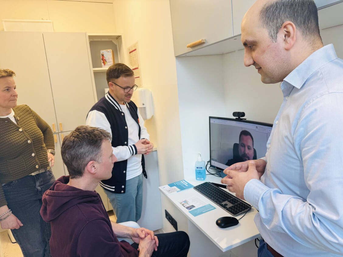 Videosprechstunde in der Apotheke – in Berlin startet ein Pilotprojekt. / © PZ / Privat