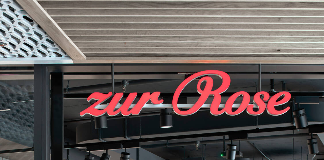 Die Zur-Rose-Gruppe kauft weiter ein: Jetzt soll die deutsche Online-Apotheke Apotal übernommen werden.  / Foto: Zur Rose/Roman Weyeneth