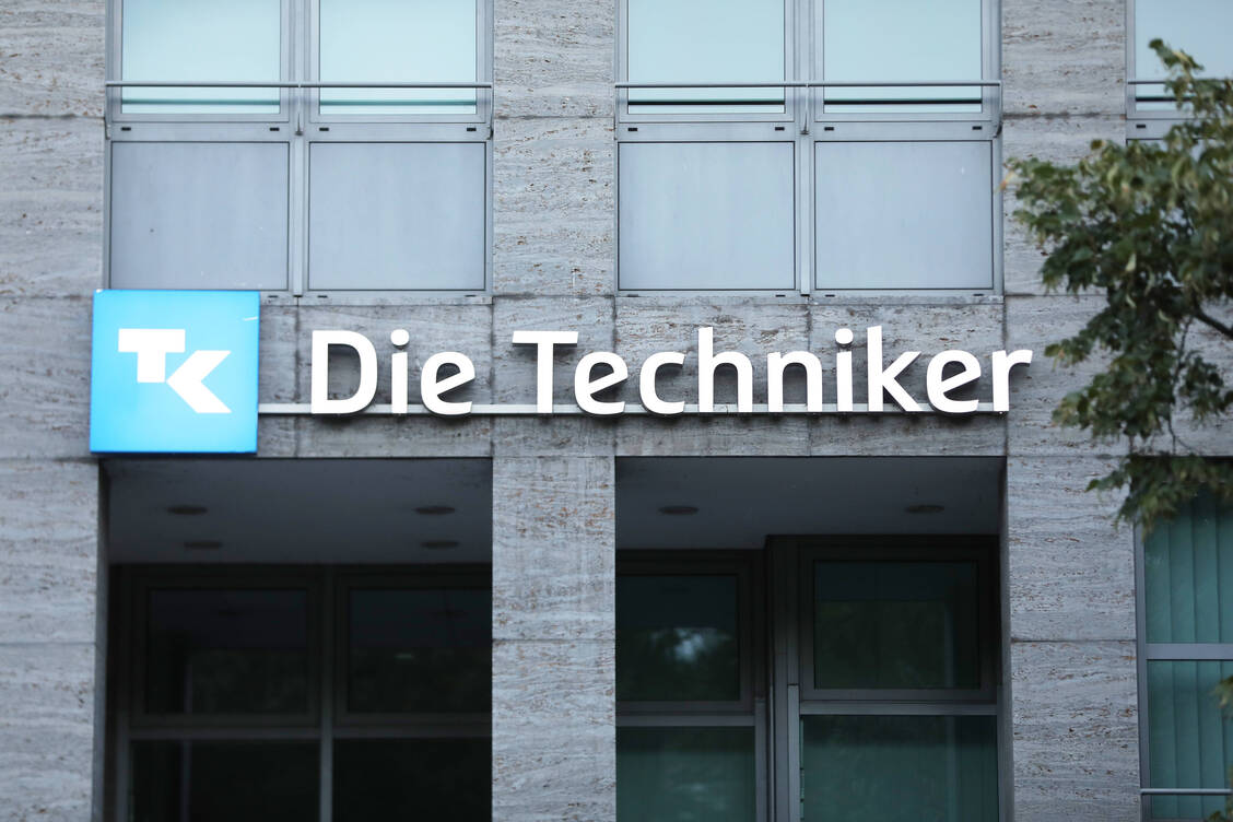 Die Kooperation von Techniker Krankenkasse und Teleclinic ist laut Apothekerkammer Nordrhein »äußerst bedenklich und vom deutschen Recht nicht gewollt«. / Foto: Imago/dts Nachrichtenagentur