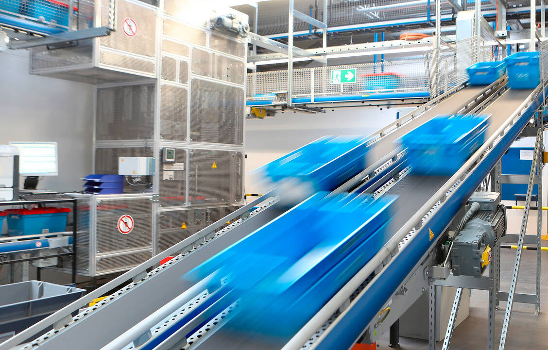 Ist die blaue Wanne bald Geschichte? Der US-Konzern Walgreens Boots Alliance will die Gehe nun komplett übernehmen. / Foto: Gehe