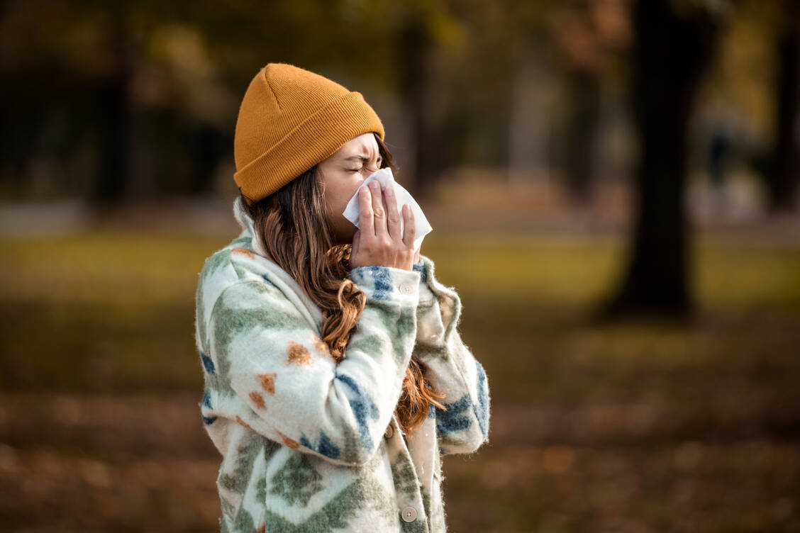 Vitamin C und Zink sind für das Immunsystem wichtig. Doch sind Nahrungsergänzungsmittel sinnvoll und notwendig? / © Getty Images/Martinns