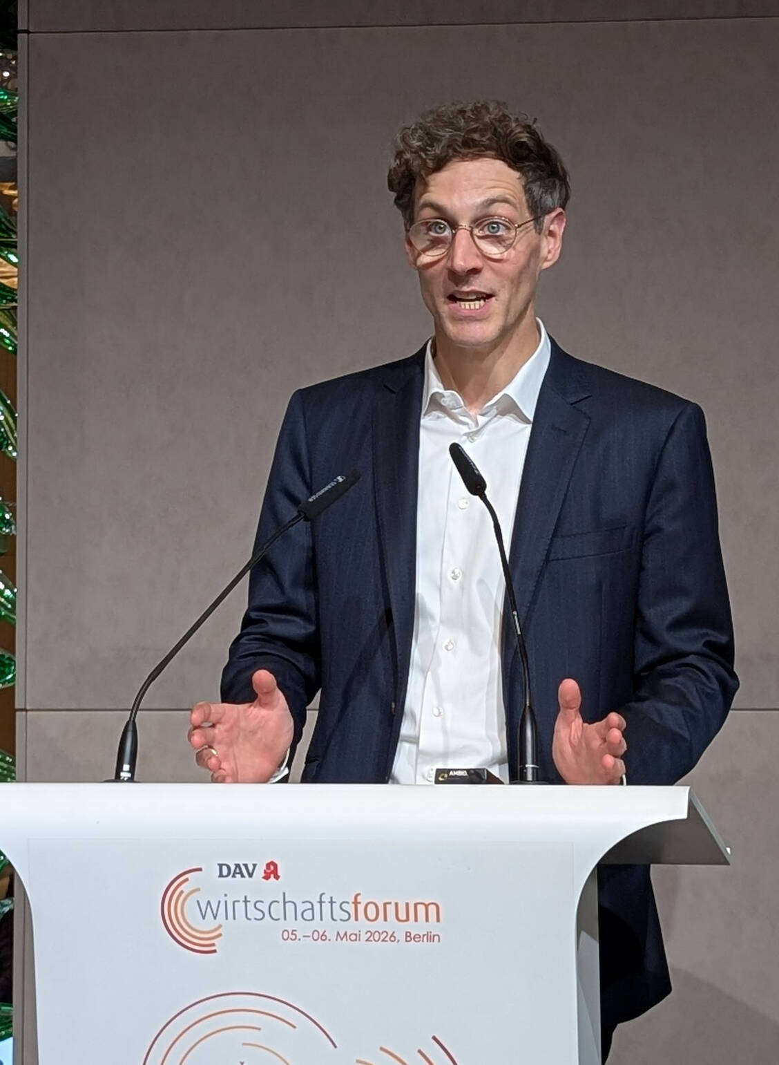 Sebastian Zilch sprach beim DAV-Wirtschaftsforum über die Bedeutung der Digitalisierung.  / © PZ/Brockfeld
