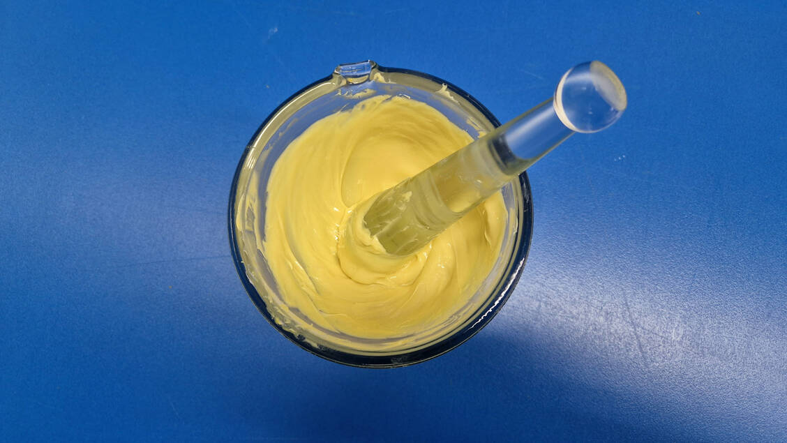 Dithranol-Salben aus dem NRF sind weiter praxisrelevant. / © DAC/NRF