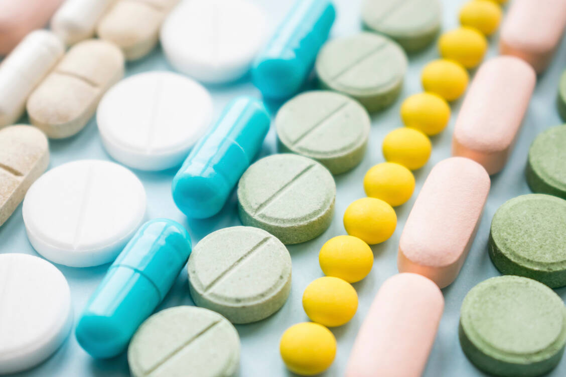 Kampf gegen Engpässe: Im neuen EU-Bündnis Allianz für kritische Arzneimittel sind die großen Vertreter der Industrie zu finden.  / Foto: Adobe Stock/irissca