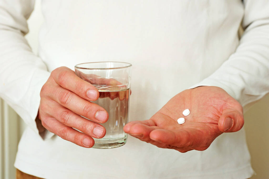 »Cortison-Tabletten« sind nicht gleich »Cortison-Tabletten«: Um die typischen Nebenwirkungen zu vermeiden, muss ein Austausch äußerst sorgfältig abgewogen werden. / Foto: Fotolia/granata68