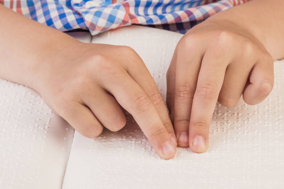 Die Frühgeborenen-Retinopathie kann in ihrer schlimmsten Form zur vollständigen Erblindung führen. Gleichzeitig handelt es sich aber um eine Erkrankung, die bei vielen Kindern therapierbar ist, wenn sie rechtzeitig erkannt und angemessen behandelt wird. / Foto: Adobe Stock /fusssergei