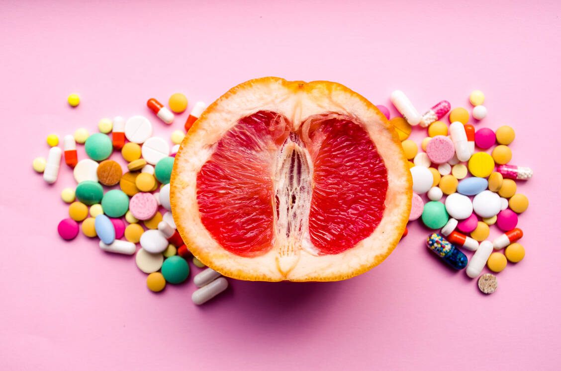 Die Grapefruit und ihr Saft beschäftigen das Cytochrom-System der Leber. Das Interaktionspotenzial mit vielen Medikamenten ist hoch. / Foto: Adobe Stock/Светлана арафонова