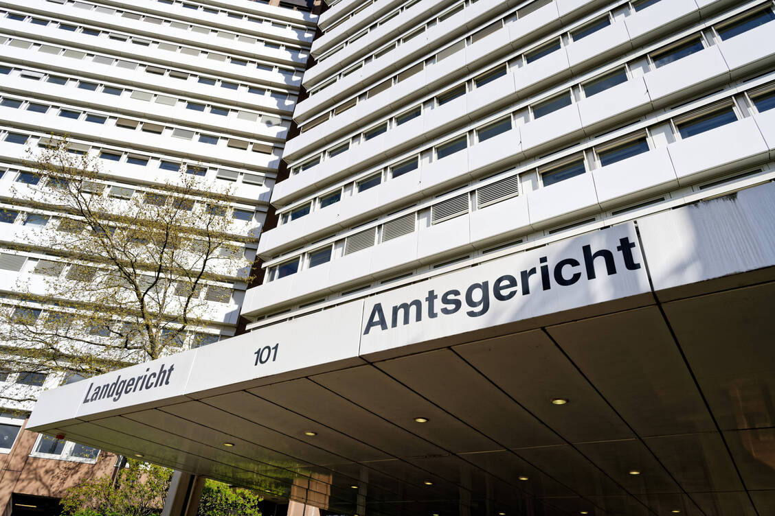 Das Landgericht Köln wertete in dem Verfahren Online-Verschreibungen per Fragebogen als unethisch. / © Imago/Chromorange