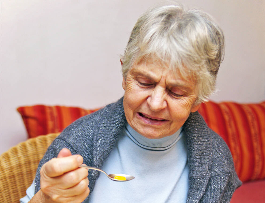 Patienten sind oft sehr kritisch gegenüber ihrer Medikation. Der Schritt bis zur Ablehnung ist dann nicht groß. / Foto: Adobe Stock/Doc Rabe