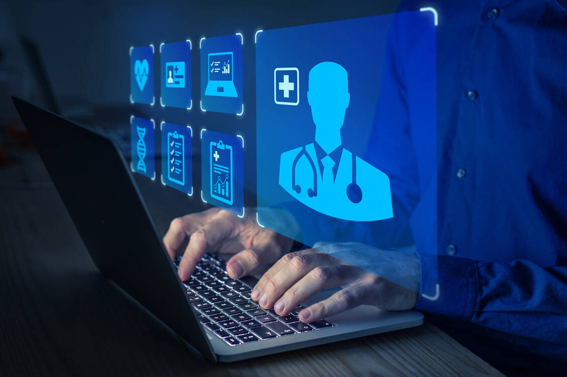 Der neue Service des Anbieters Fernarzt richtet sich an die mehr als 2,4 Millionen Menschen in Deutschland, die vom Long-Covid beziehungsweise Post-Covid-Syndrom betroffen seien, heißt es von einer Sprecherin. / Foto: Adobe Stock/NicoElNino