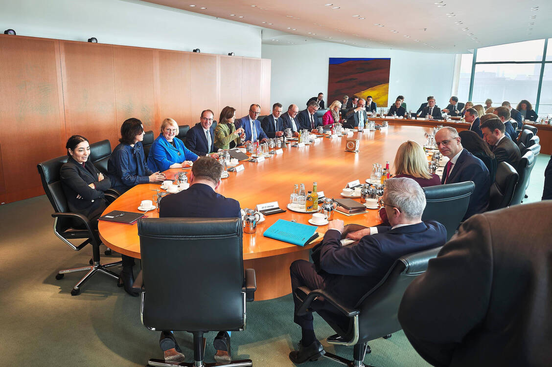 Das Bundeskabinett befasst sich heute mit der Notfallreform. / © Imago/dts Nachrichtenagentur