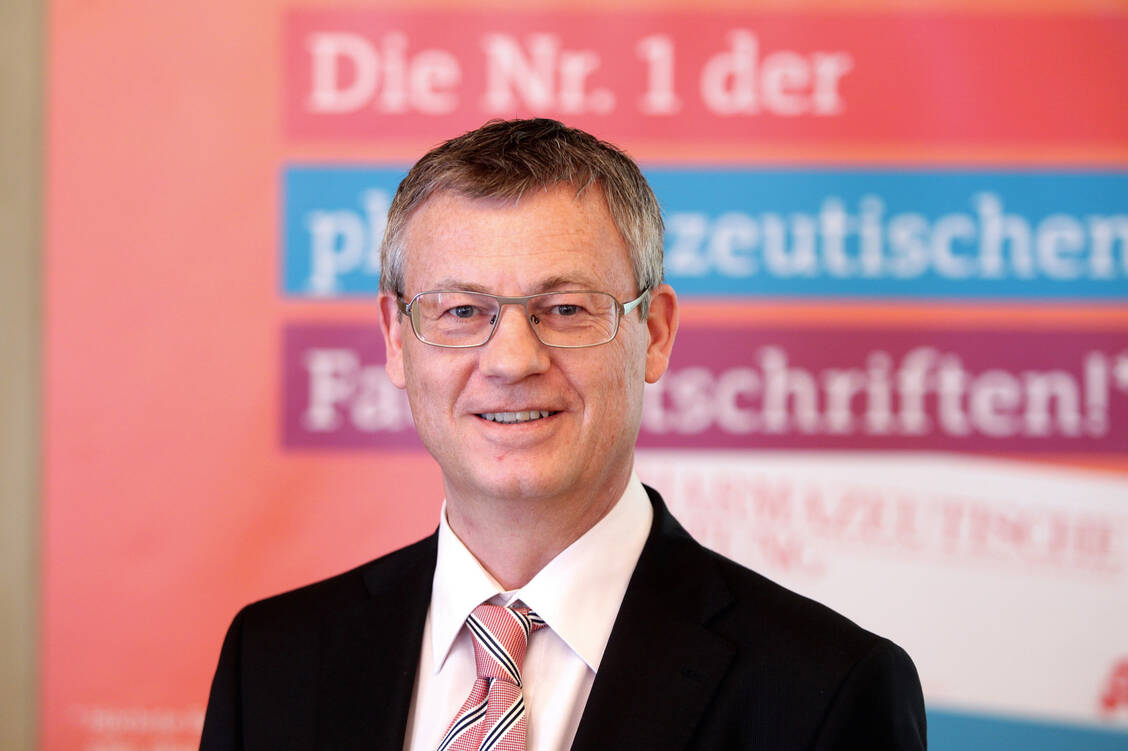 Professor Dr. Martin Schulz berichtet auch in der PZ regelmäßig über seine Forschungsergebnisse, die höchste Praxisrelevanz haben. / Foto: PZ/Alois Müller