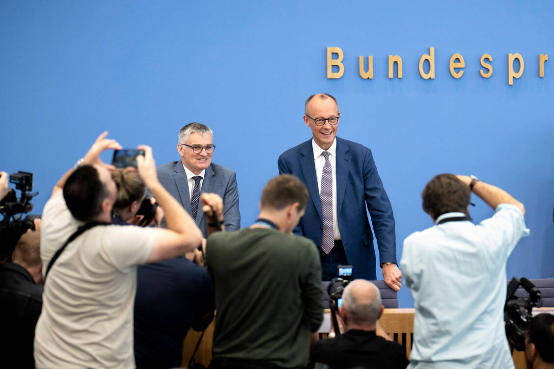 Bundeskanzler Friedrich Merz stellte sich am Freitag den Fragen der Hauptstadtpresse.  / © Imago/IPON