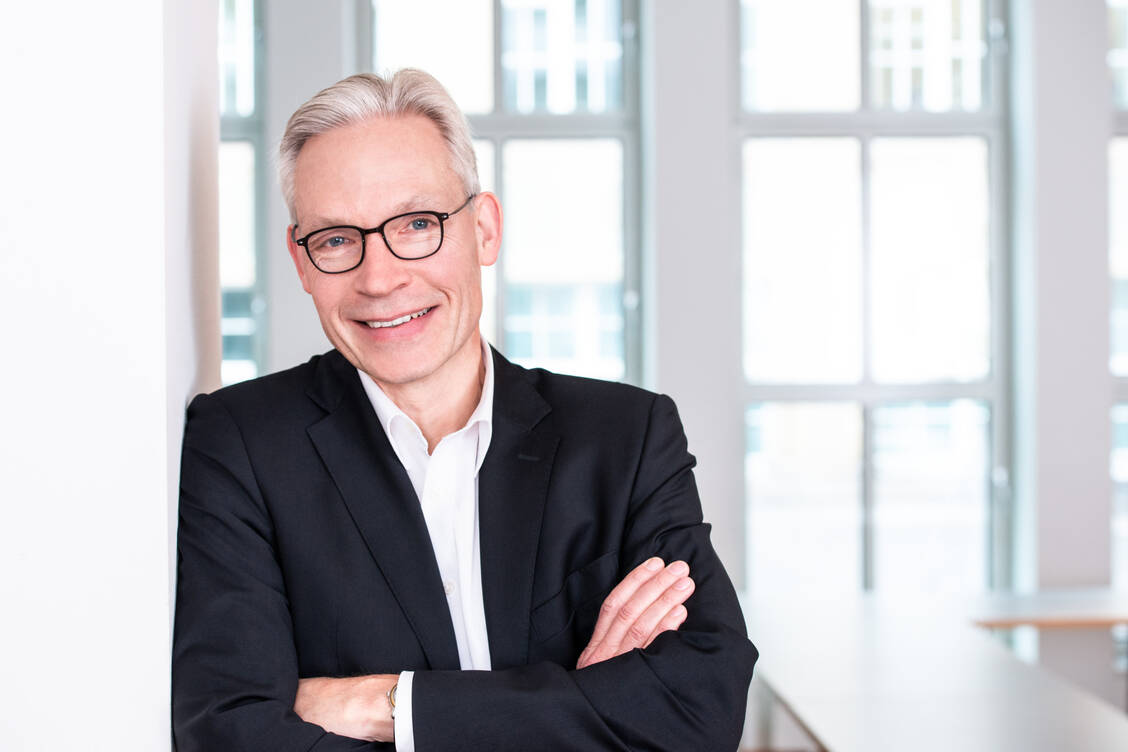 Die Austauschfreiheiten seien nicht dazu geeignet, »aktuellen und zukünftigen Herausforderungen in der Medikamentenversorgung zu begegnen«, sagte der Vize-Vorstandsvorsitzende der AOK Rheinland/Hamburg, Matthias Mohrmann. / Foto: AOK Rheinland/Hamburg