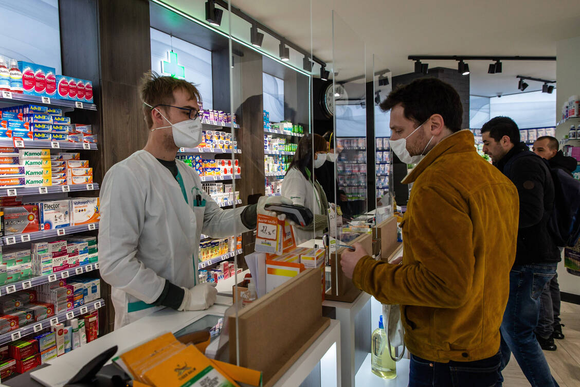 Was ist zu beachten, wenn es aufgrund der Coronavirus-Pandemie und Zwei-Schicht-Betrieb zu Kurzarbeit kommt? / Foto: imago/Xinhua