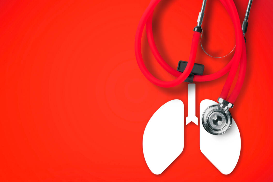 Schätzungen zufolge sind in Deutschland etwa 10 bis 12 Prozent der über 40-Jährigen von COPD betroffen.  / Foto: Adobe Stock / BillionPhotos.com