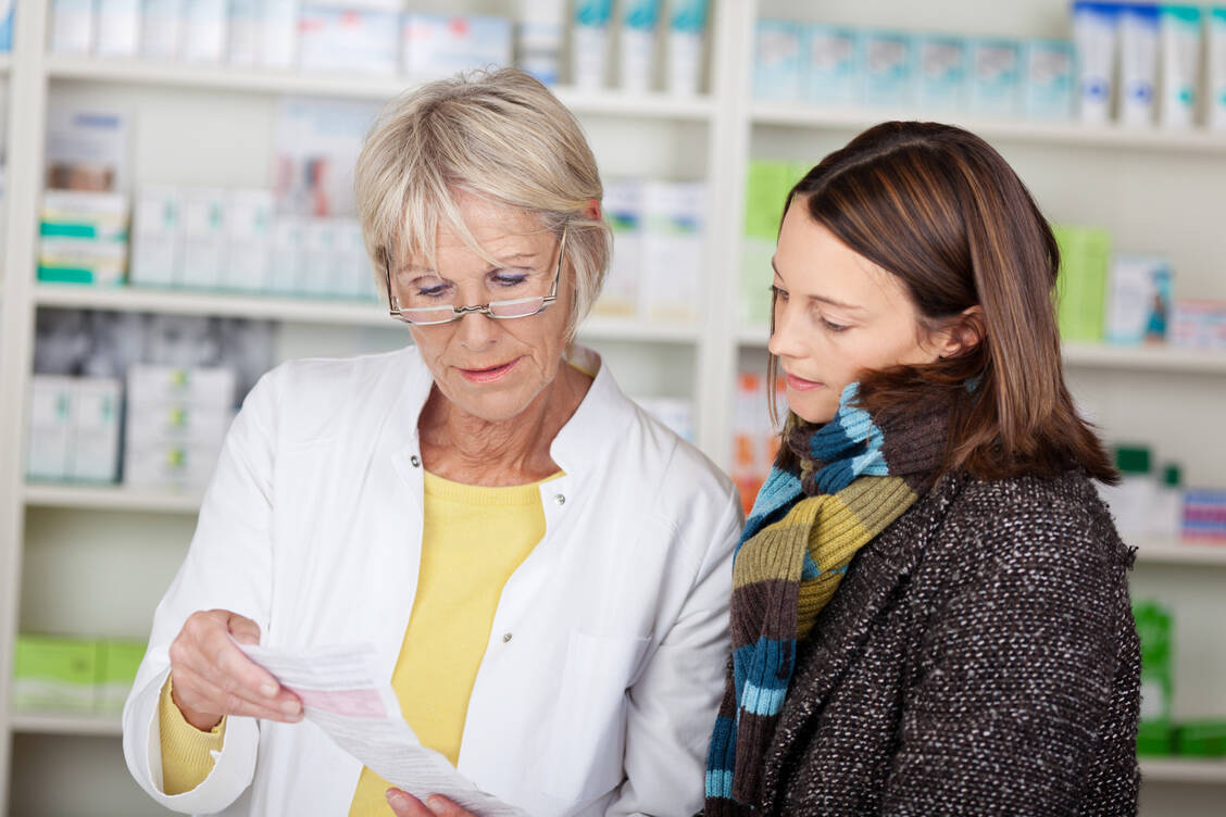 Die Beratung in Apotheken wird von den Deutschen sehr geschätzt.  / Foto: Adobe Stock/contrastwerkstatt
